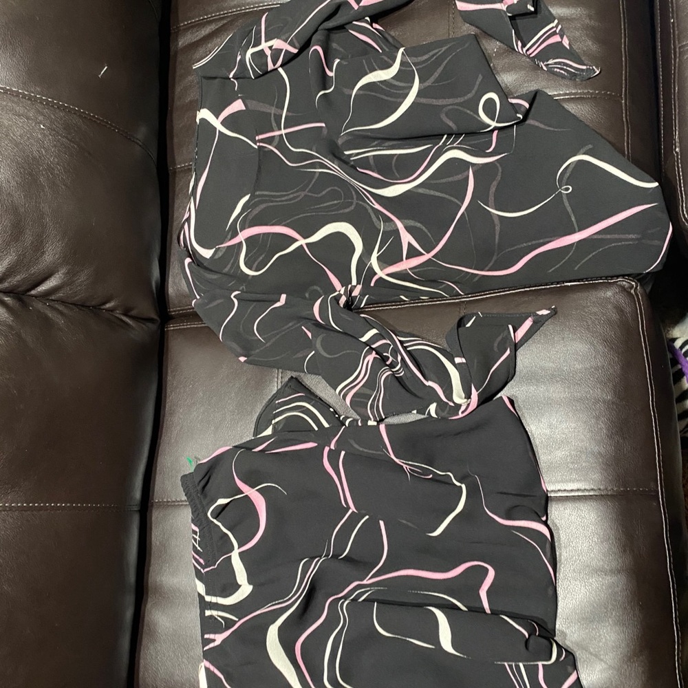 Dress - Picture 3 of 3